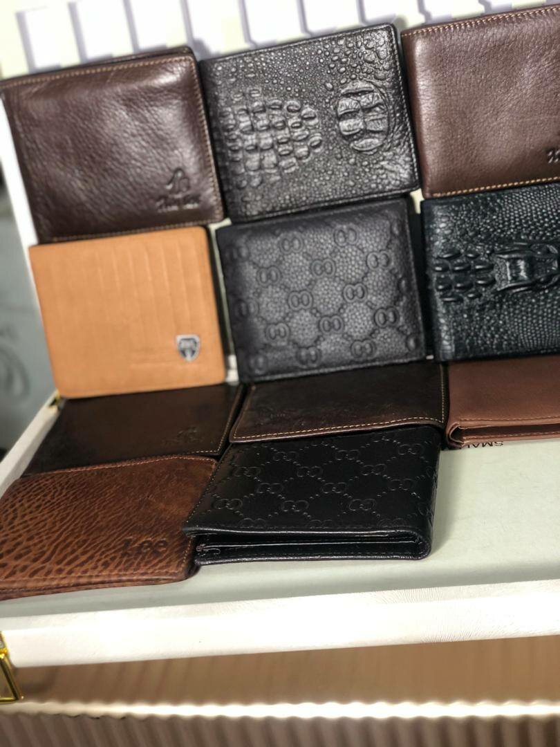 Portefeuilles en cuir élégants