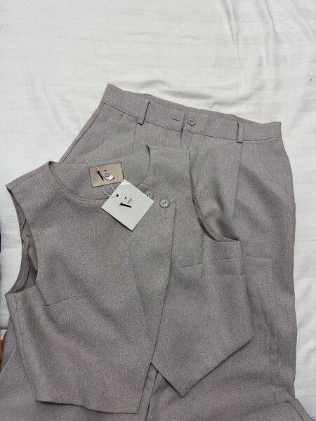 Брючный костюм