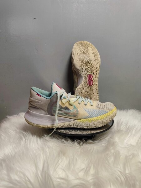 Baskets de basket légères