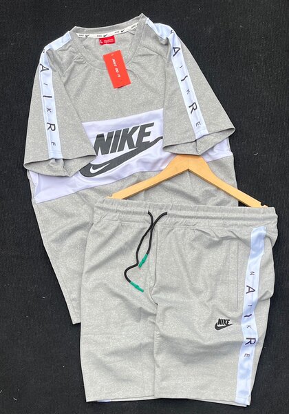 Ensemble Nike Air gris