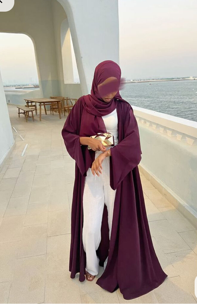 Chic Abaya Moderne