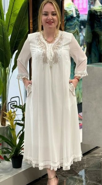 БЕЛОЕ ПЛАТЬЕ