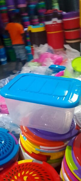 Boîte de rangement plastique