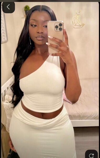 Robe asymétrique blanche glamour