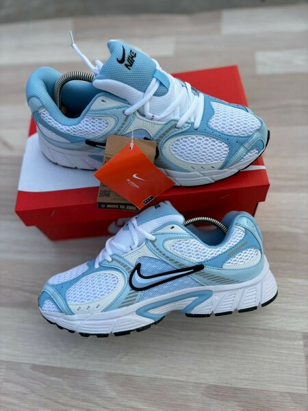 Baskets de course légères Nike