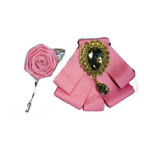 Épingle à cheveux rose élégante