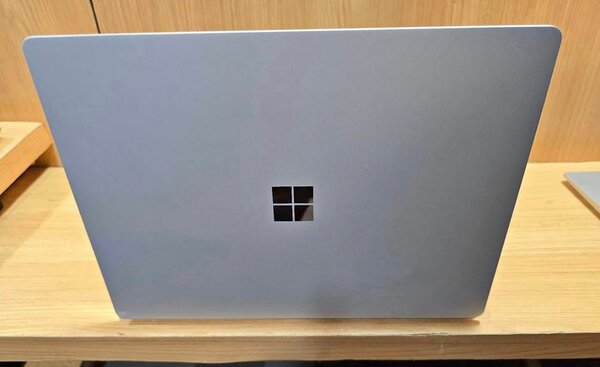 Ordinateur portable élégant