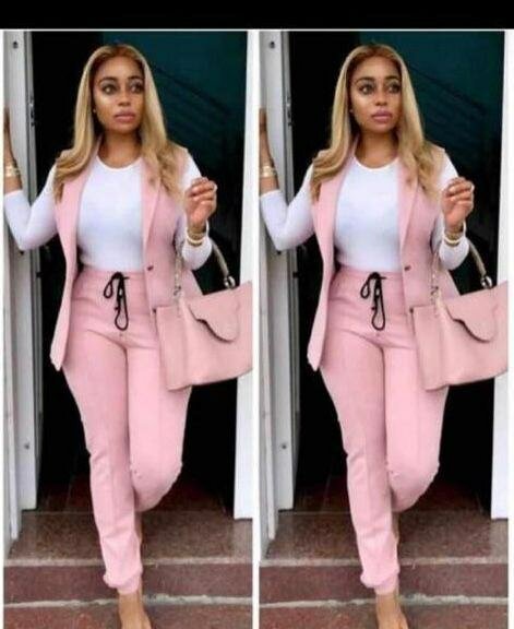 Complet haut + pantalon rose/blanc