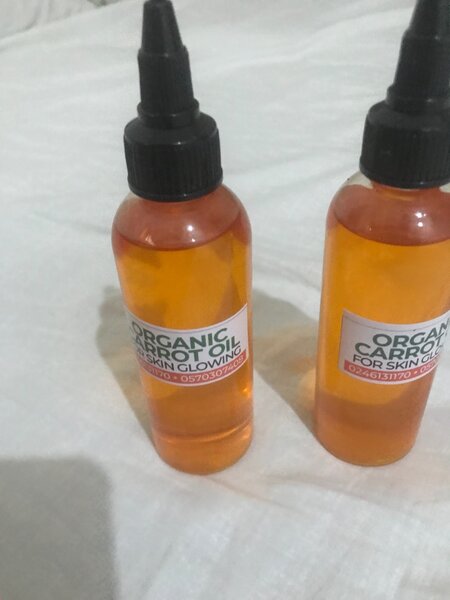 Organic carrot oil