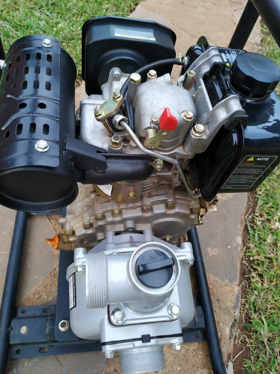 2 MAGNUM 6HP DIESEL WATERPUMP