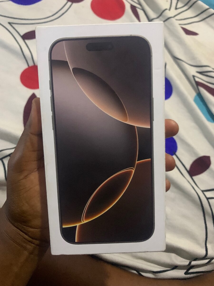 i phone 16 pro max unlock ( fresh in box)