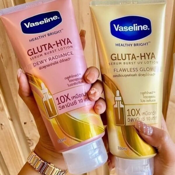 Vaseline Gluta-Hya Serum Burst Lotion Dewy Radiance-330ml