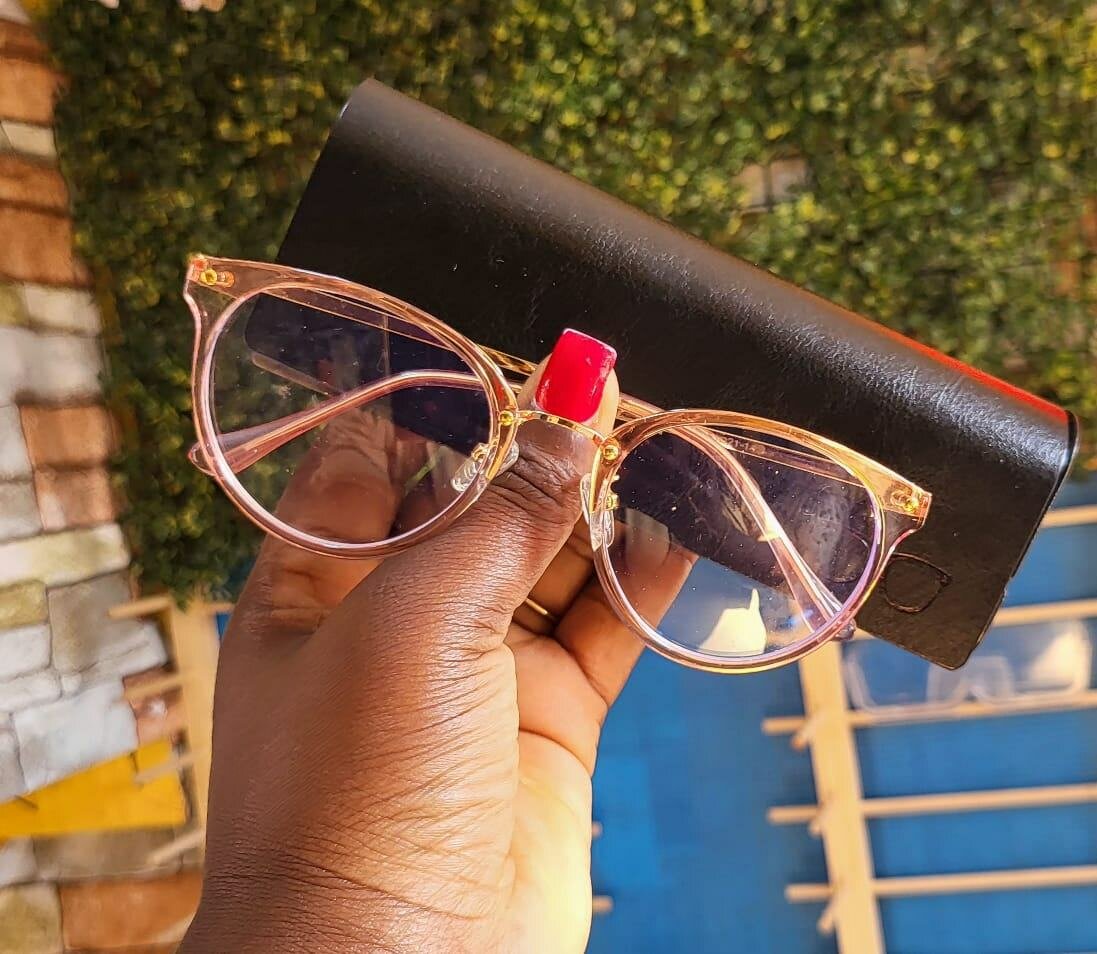 Lunettes anti-lumière bleue élégantes