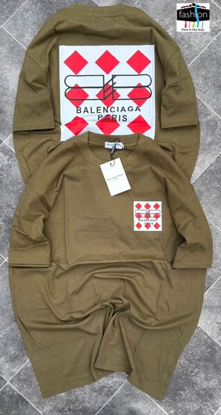 T-shirt Balenciaga kaki
