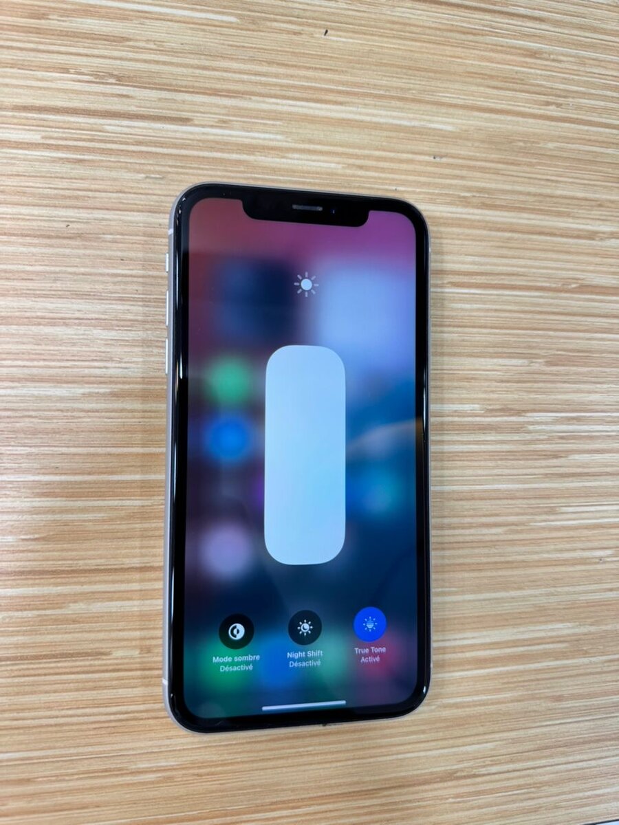 iPhone XR 64Go Blanc Casi neuf