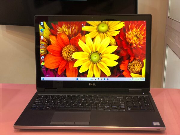 Dell Pricision/i9/9th Gen/64gb ram/512SSD/Touchscreen/