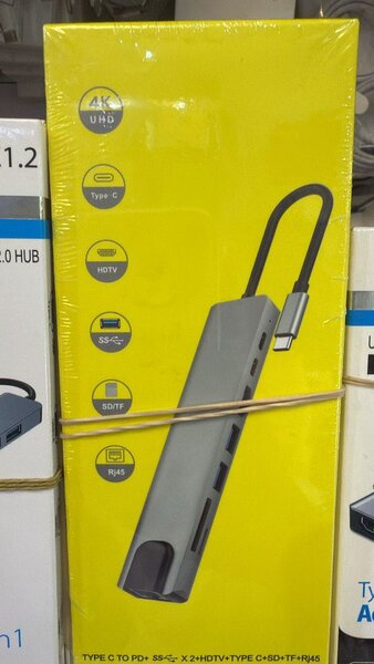 MacBook hub and Thunderbolt