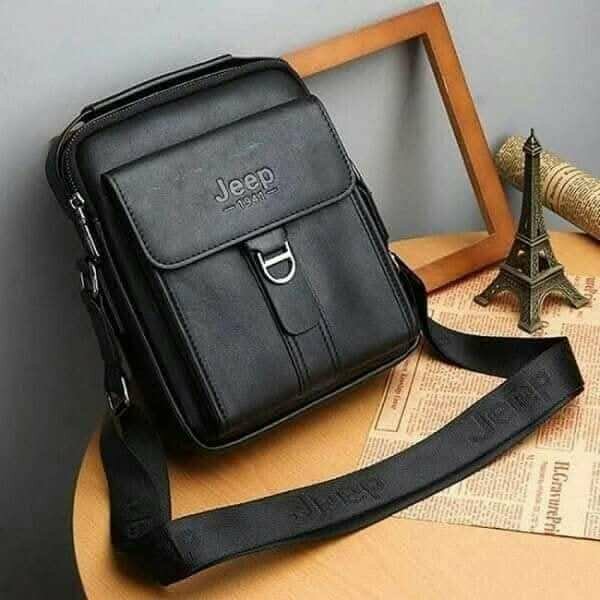 Sacoche en cuir homme