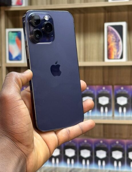 14 pro max 256gig eSIM unlock