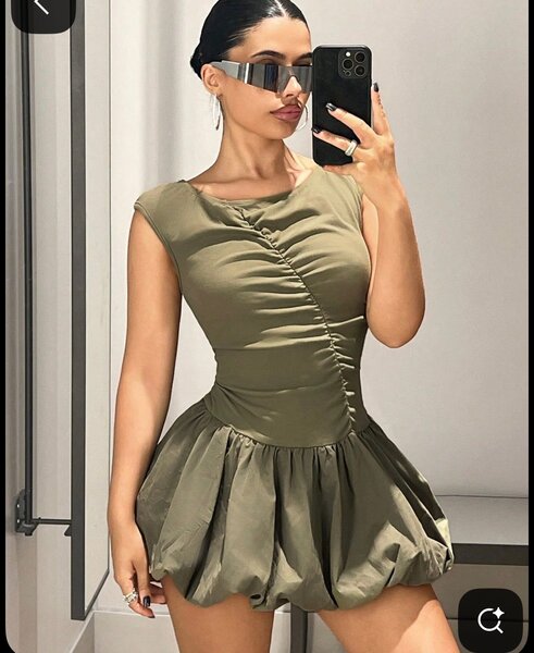 Robe Courte Plissée Femme