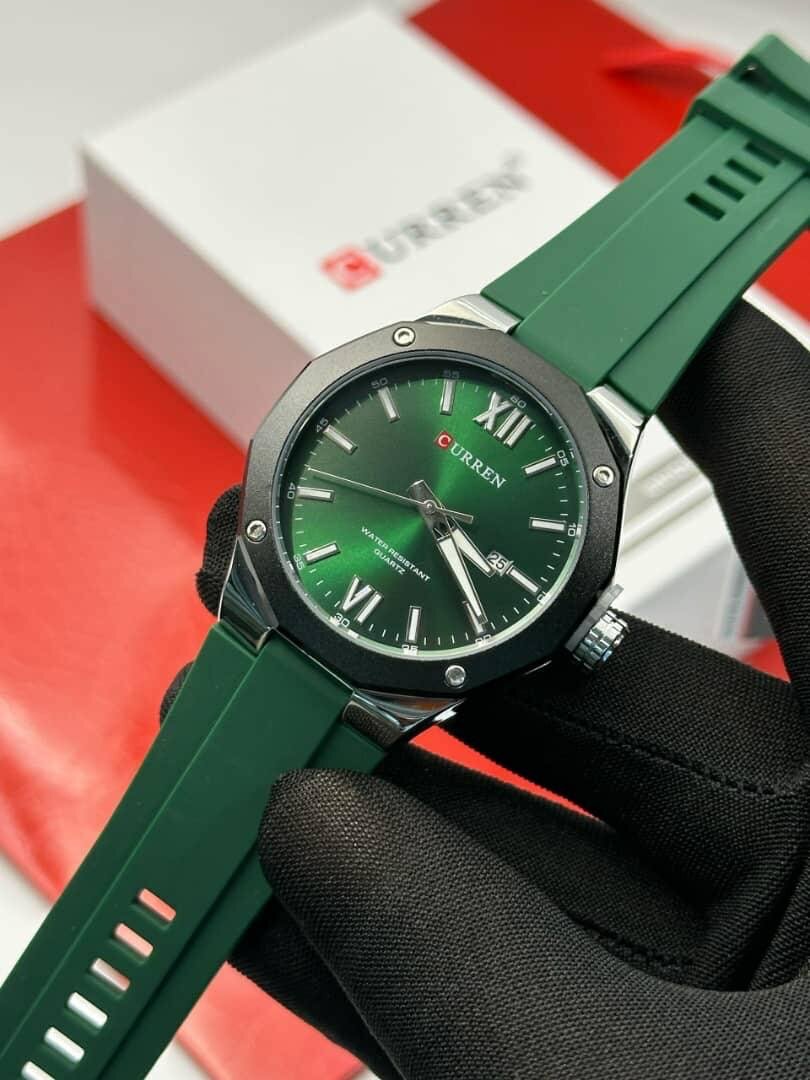 Curren montre élégante