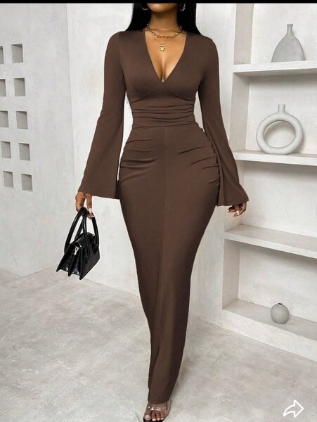 Robe longue marron élégante