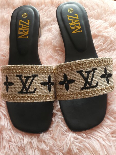 Sandales tissées élégantes pour femmes