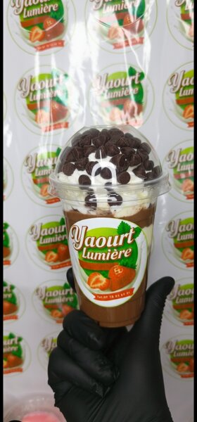 Yaourt chocolat et crème