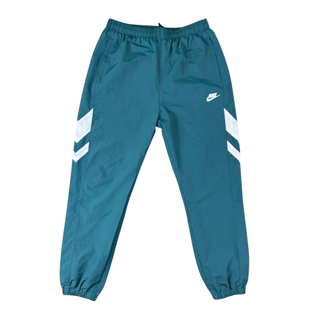 Ветровка Nike