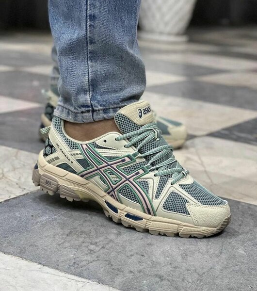 Asics original   Pointure 40 à 45