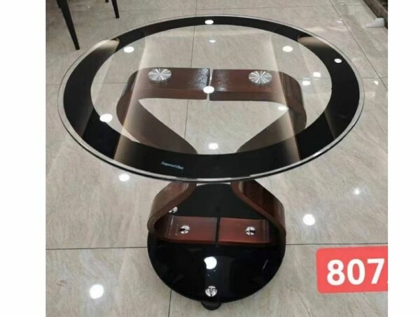 Table basse moderne en verre