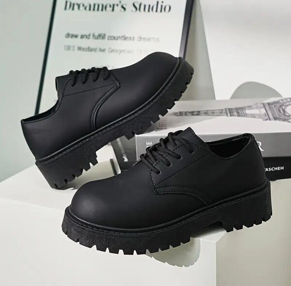 Chaussures Derby Noires