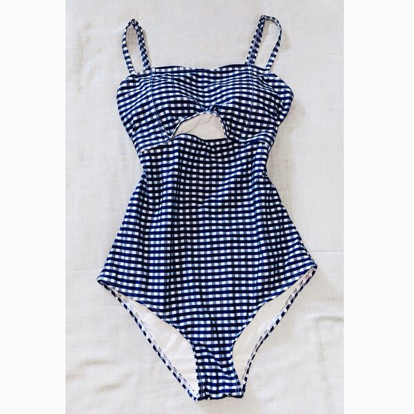 ONE PIECE SWIMWEAR AVAILABLE IN SIZE 10