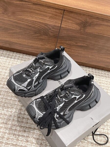 Baskets de sport noires unisexes