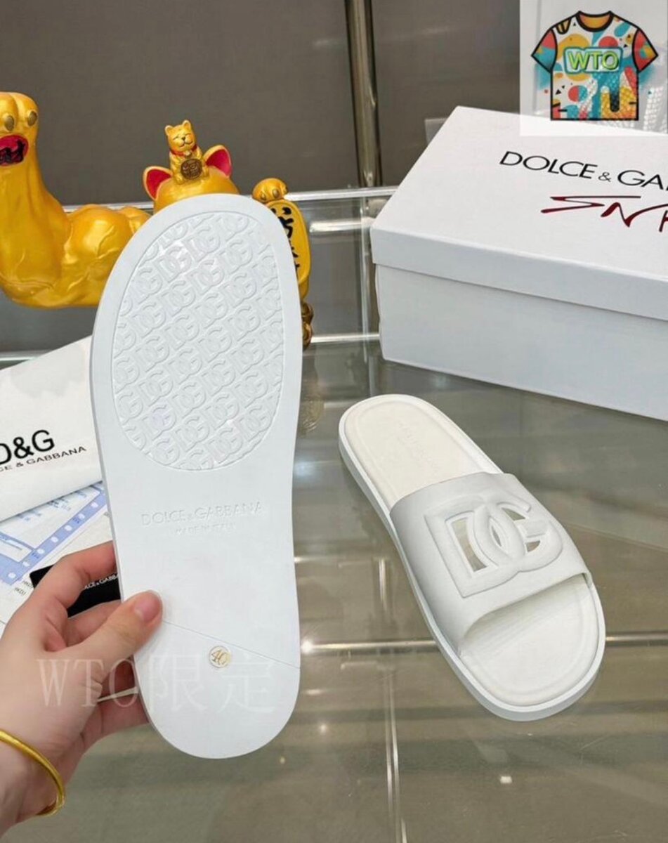 Tongs de mode hommes élégants