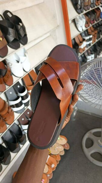 Sandales en cuir homme