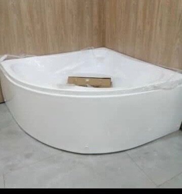 CORNER BATH AND PANEL