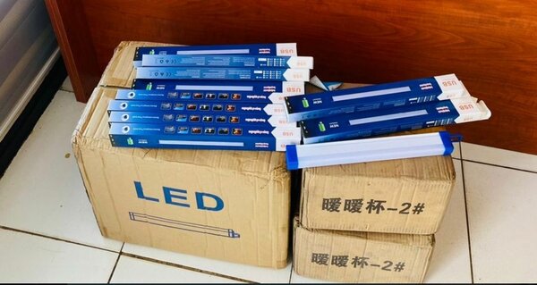 LED LIGHT TUBE