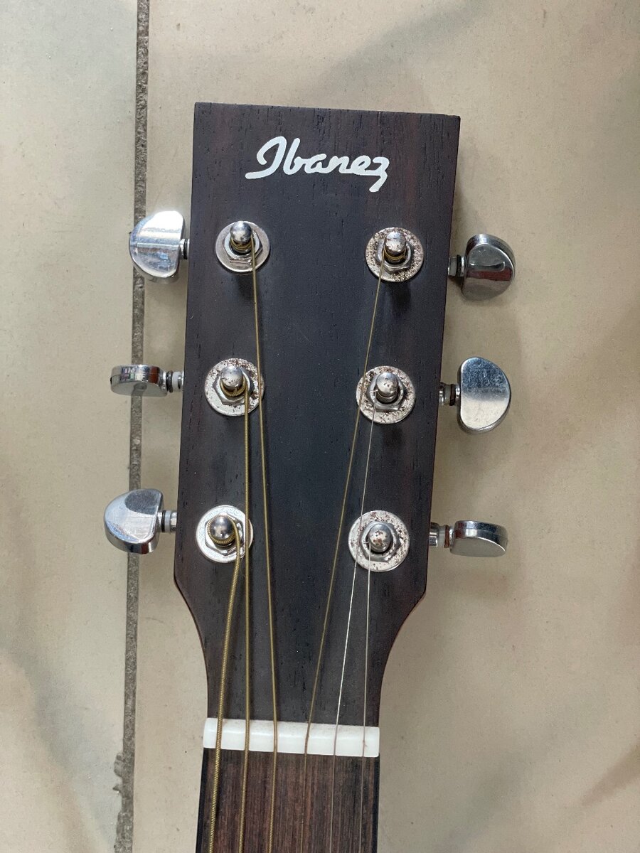 Guitare Acoustique Ibanez 6 cords