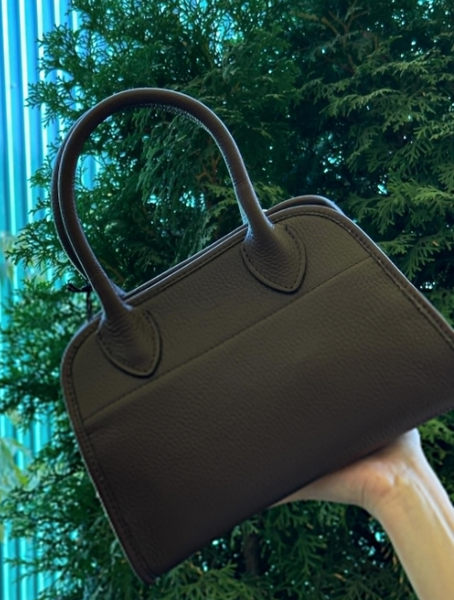 Сумочка  Размер -40/28/19 см