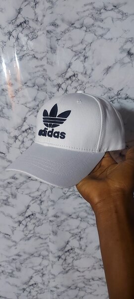 Casquette Adidas blanche