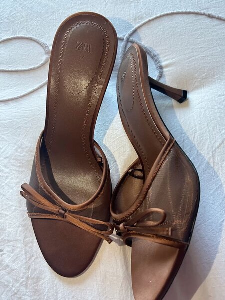 Mules en cuir élégants femme