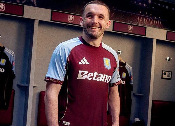 Maillot domicile Aston Villa 25/26