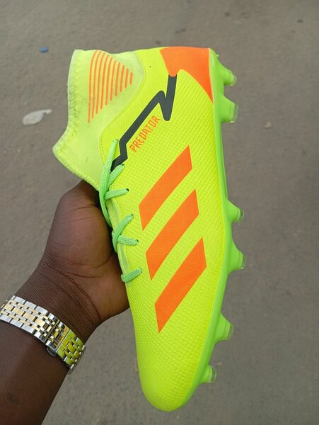 Chaussures de football Predator
