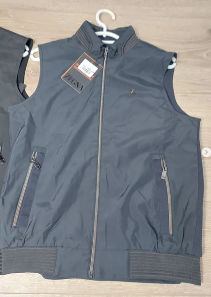 мужская безрукавка