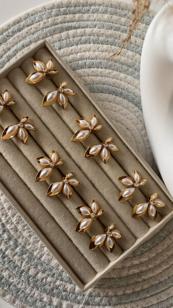 Boucles d'oreilles perles élégantes