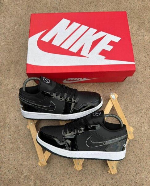 Nike Air Jordan 1 Low