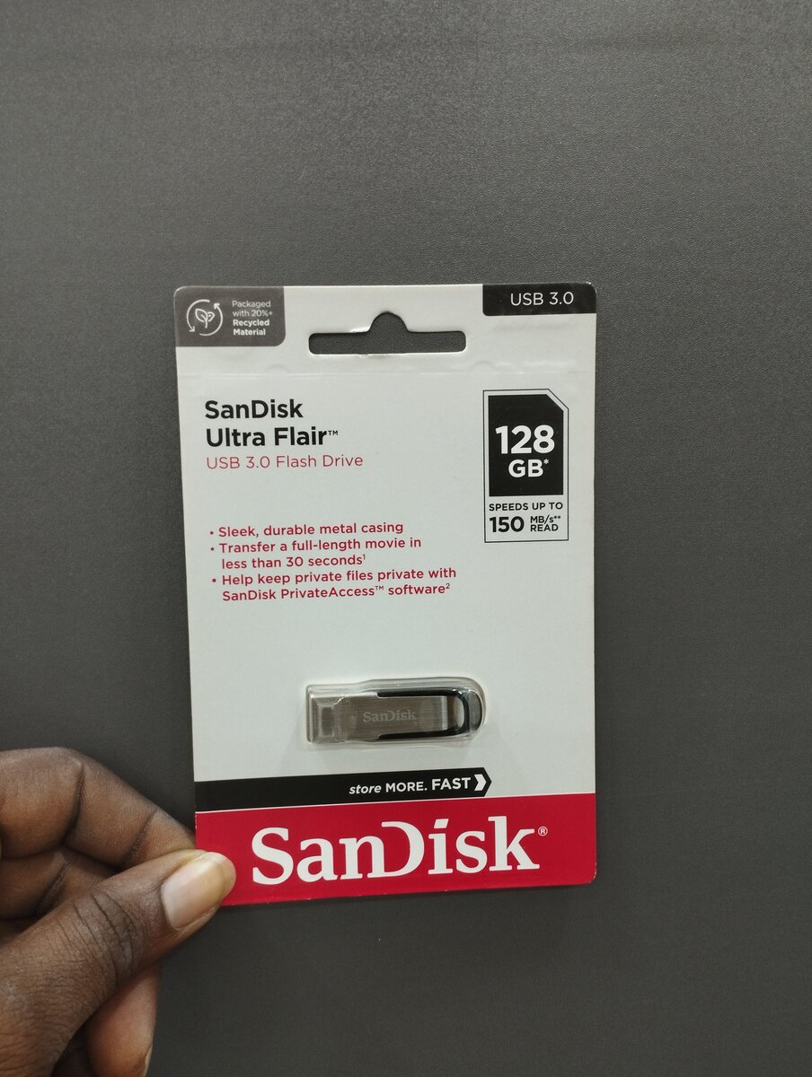 SanDisk ultra flair USB 3.0 flash drive 128gb