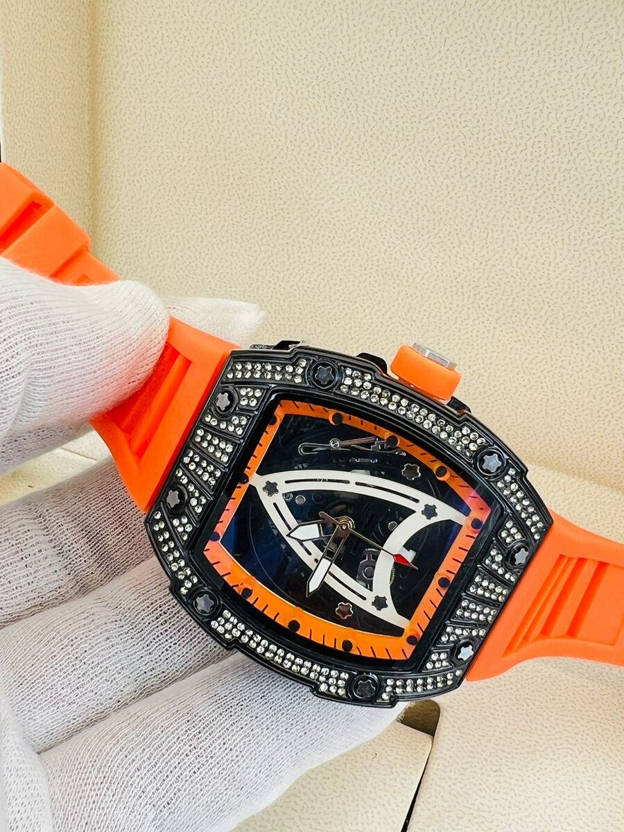 Men's luxury wrist watches