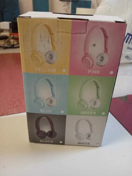 Y08 stereo headphones